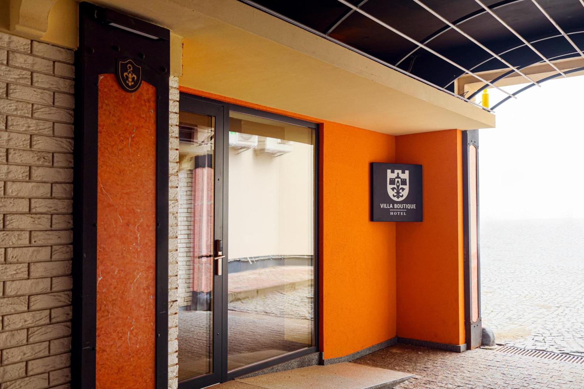 Villa Boutique Hotel Mukaczewo Zewnętrze zdjęcie